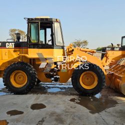Pá Carregadeira Caterpillar 924 F Ano 1998