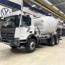 Mercedes 2730 ano 2025 Betoneira Liebherr 8M Caminhão 0km Betoneira nova