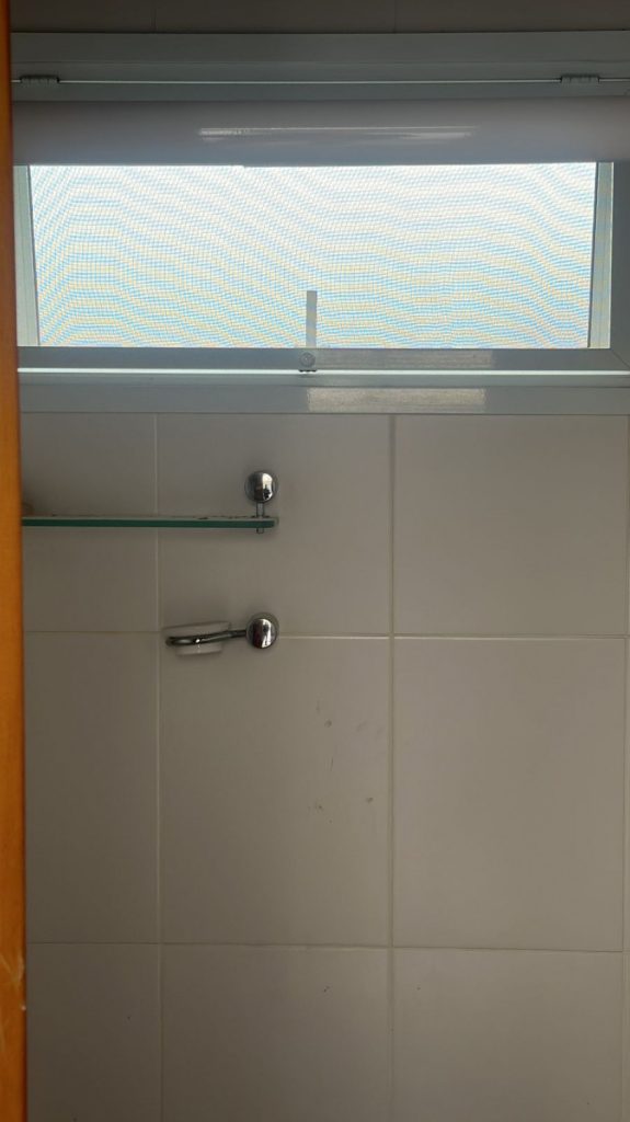 ESQUADRIA DE ALUMÍNIO